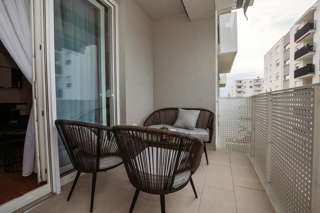Appartamento Apartman Martina Zara Esterno foto