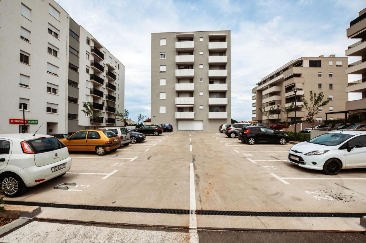 Appartamento Apartman Martina Zara Esterno foto
